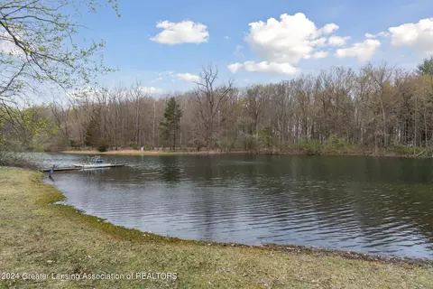 3350 S Crapo Rd, Ithaca, MI 48847