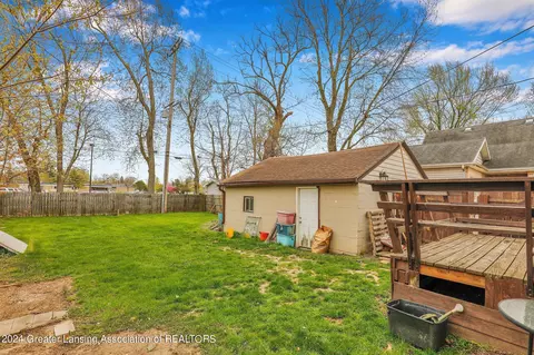 Exterior - 116 Harriet Ave, Lansing, MI 48917 photo 5 of 8