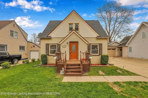 Exterior - 116 Harriet Ave, Lansing, MI 48917 photo 3 of 8