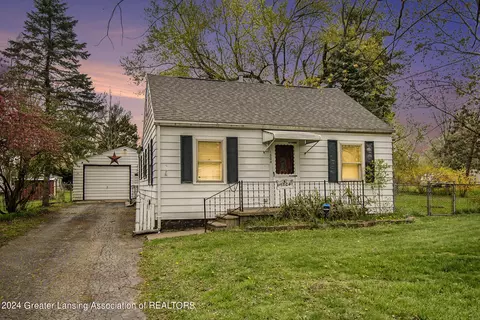 1804 Reo Rd, Lansing, MI 48910