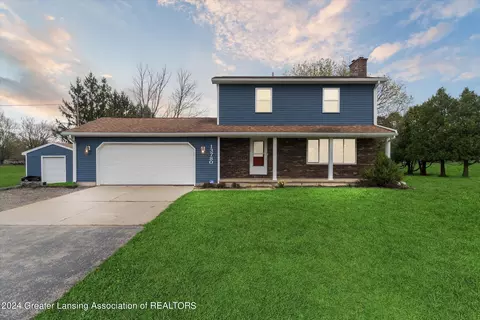 13780 N River Hwy, Grand Ledge, MI 48837
