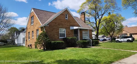 1617 Forbes St, Lansing, MI 48915