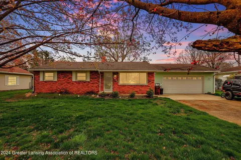 2817 W Morrell St, Jackson, MI 49203