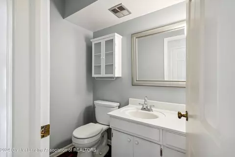 Bath - 13142 Schavey Rd, Dewitt, MI 48820 photo 1 of 4