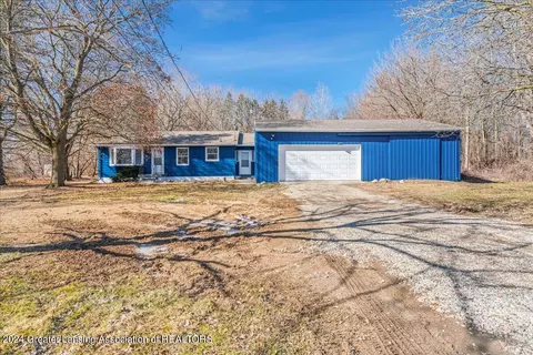929 N College Rd, Mason, MI 48854