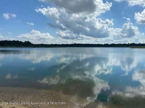 3611 Harmon Rd, Saint Johns, MI 48879 photo 3