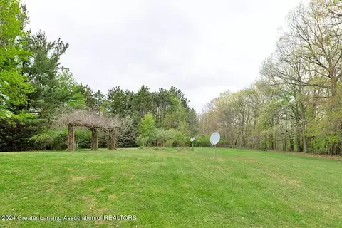 Exterior - 6427 E Clark Rd, Bath, MI 48808 photo 6 of 9