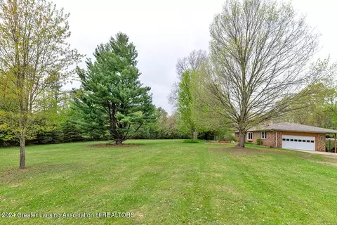 Exterior - 6427 E Clark Rd, Bath, MI 48808 photo 9 of 9