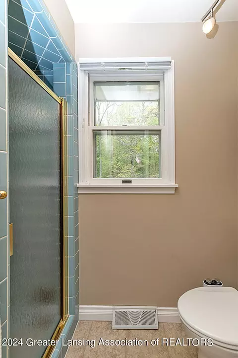 Bath - 6427 E Clark Rd, Bath, MI 48808 photo 3 of 5