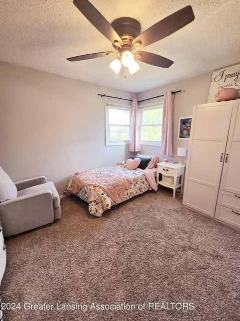 Bedroom - 10723 S Wright Rd, Eagle, MI 48822 photo 4 of 6