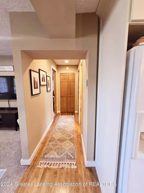 Entry Way - 10723 S Wright Rd, Eagle, MI 48822 photo 1 of 3