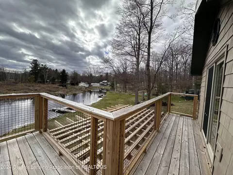 Exterior - 5263 Pointview Dr, Harrison, MI 48625 photo 6 of 21