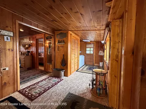 Entry Way - 5263 Pointview Dr, Harrison, MI 48625 photo 2 of 3