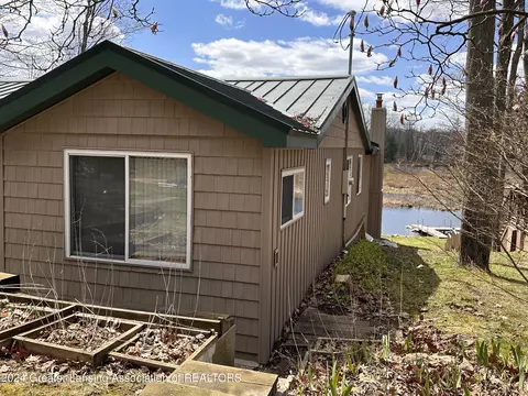 Exterior - 5263 Pointview Dr, Harrison, MI 48625 photo 19 of 21