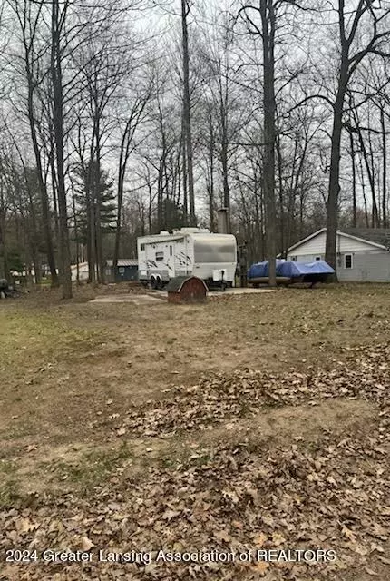 5408 Glendale Dr, Harrison, MI 48625