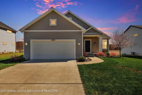 13835 Bauerle Rd, Dewitt, MI 48820