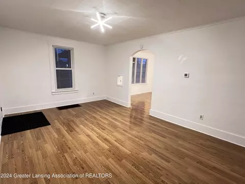 736 Spring St, Grand Ledge, MI 48837 photo 14