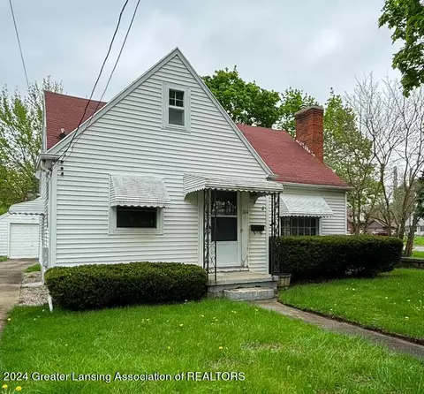 1114 Goodrich St, Lansing, MI 48910