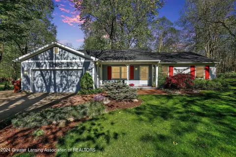1754 Hall St, Holt, MI 48842