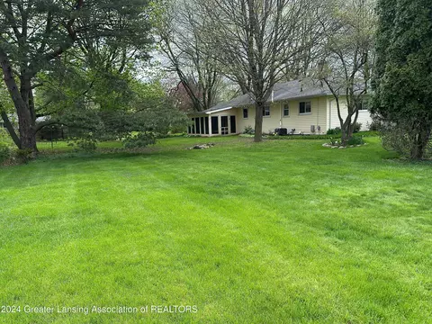 Exterior - 1551 Sherbrook Rd, Lansing, MI 48906 photo 5 of 5