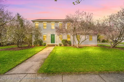 501 W Brunswick Dr, Dewitt, MI 48820