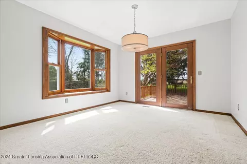 501 W Brunswick Dr, Dewitt, MI 48820 photo 12