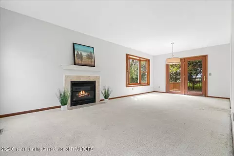 501 W Brunswick Dr, Dewitt, MI 48820 photo 9