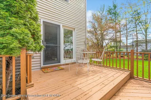 501 W Brunswick Dr, Dewitt, MI 48820 photo 14