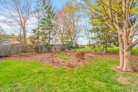 501 W Brunswick Dr, Dewitt, MI 48820 photo 16