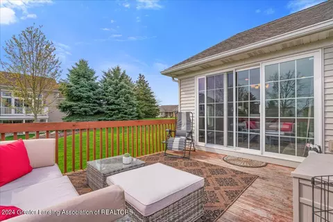 1237 Senna Trl, Dewitt, MI 48820 photo 15