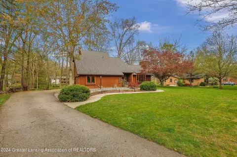Exterior - 4633 Jadestone Dr, Williamston, MI 48895 photo 2 of 7
