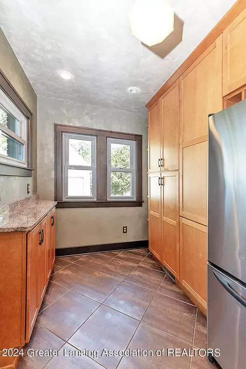 Other - 528 Everett Dr, Lansing, MI 48915 photo 3 of 6