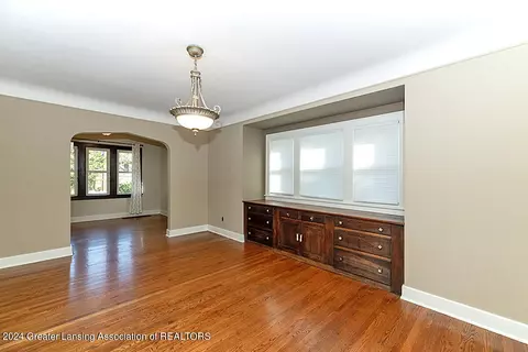Dining - 528 Everett Dr, Lansing, MI 48915 photo 1 of 2