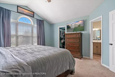12822 Isle Royale Dr, Dewitt, MI 48820 photo 31