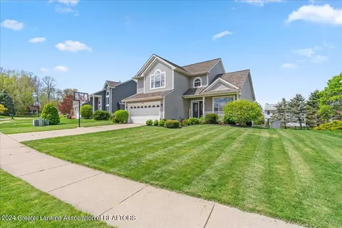 12822 Isle Royale Dr, Dewitt, MI 48820 photo 3