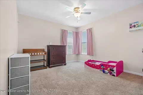 12822 Isle Royale Dr, Dewitt, MI 48820 photo 24