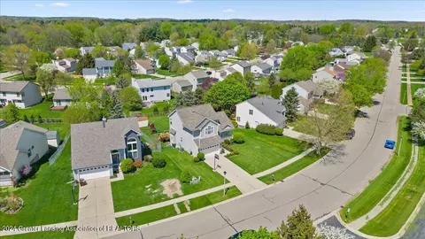 12822 Isle Royale Dr, Dewitt, MI 48820 photo 53