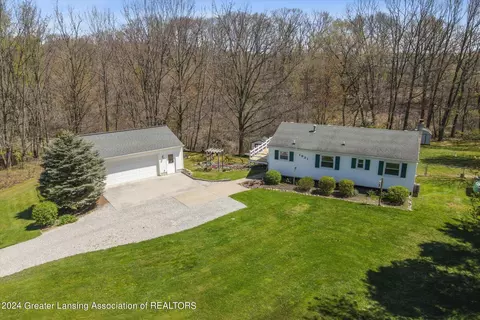 1921 S Canal St, Eaton Rapids, MI 48827