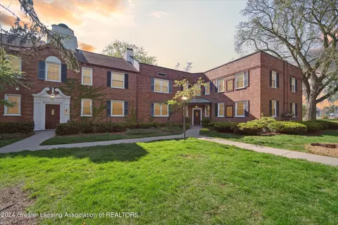 615 Glenmoor Rd #3B, East Lansing, MI 48823