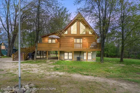 5600 Jefferson Rd, Clarklake, MI 49234