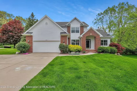 6591 Brassie Shot Rd, East Lansing, MI 48823