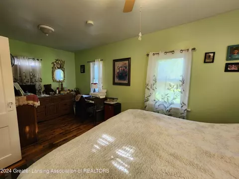 225 E Gier St, Lansing, MI 48906 photo 13
