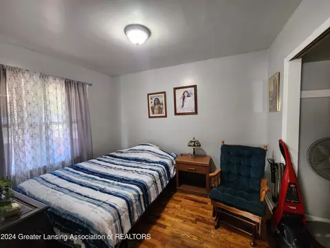 225 E Gier St, Lansing, MI 48906 photo 12