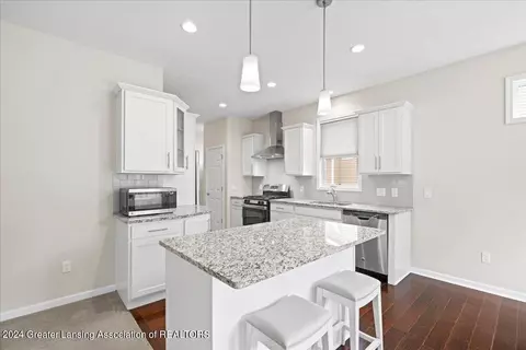 210 Ayla Dr, Dewitt, MI 48820 photo 17