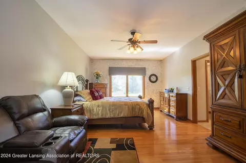 11154 Risner Ln, Eaton Rapids, MI 48827 photo 10