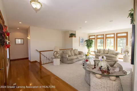 11154 Risner Ln, Eaton Rapids, MI 48827 photo 4