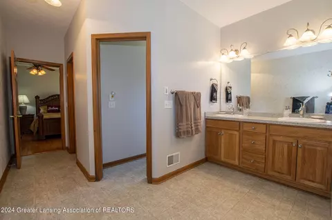 11154 Risner Ln, Eaton Rapids, MI 48827 photo 14