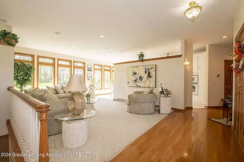 11154 Risner Ln, Eaton Rapids, MI 48827 photo 3
