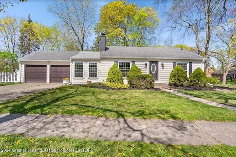927 Beech St, East Lansing, MI 48823