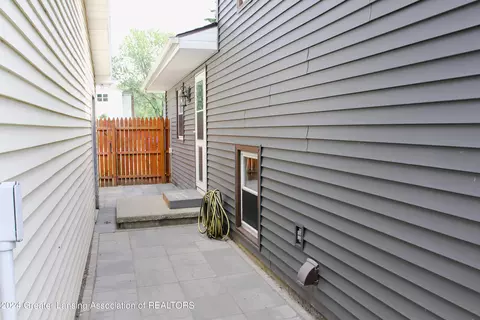 Other - 223 Dutton St, Eaton Rapids, MI 48827 photo 4 of 14
